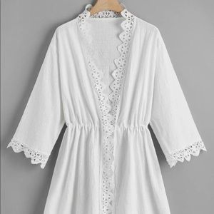 Contrast Guipure Lace Kimono